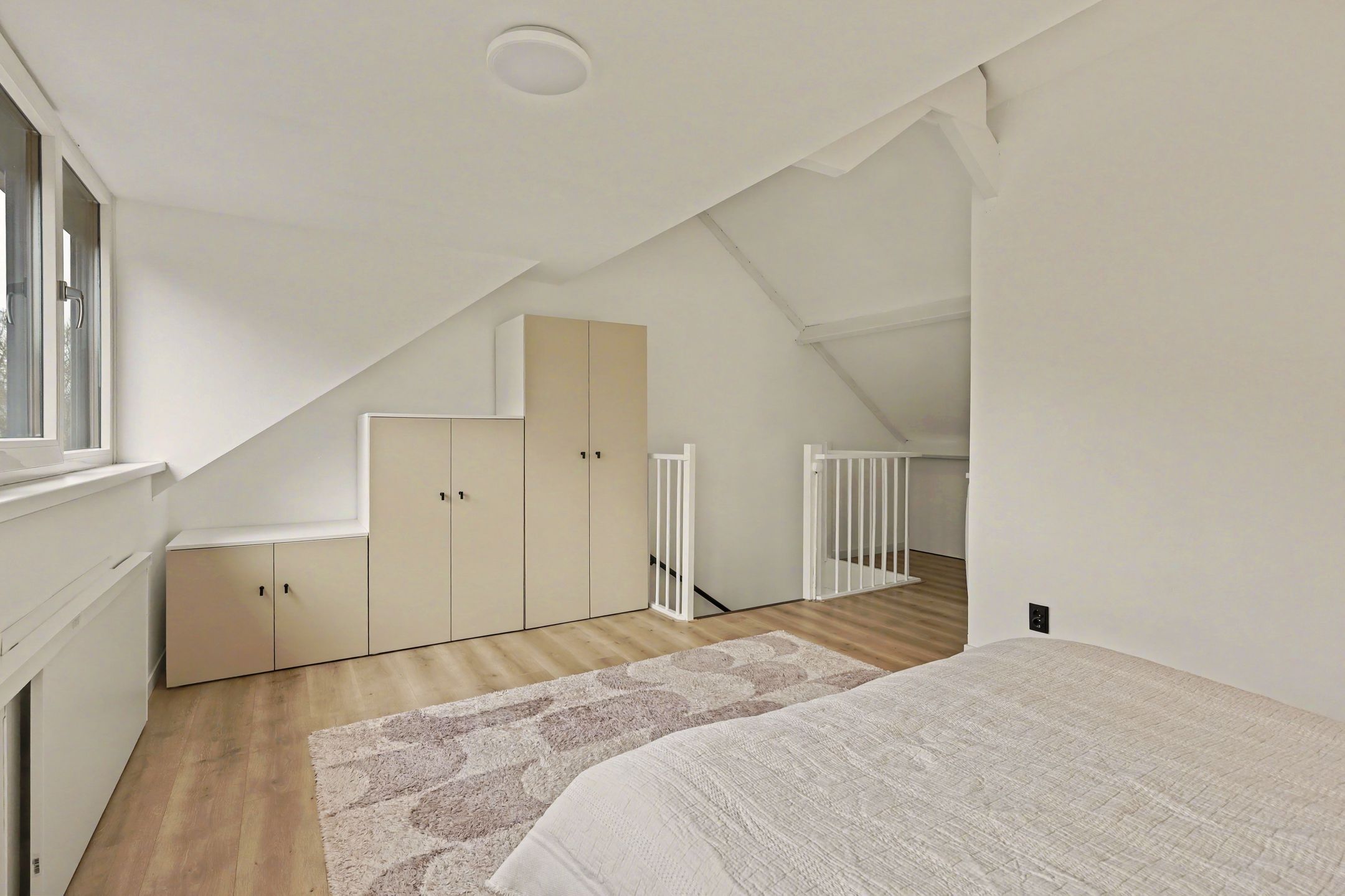 Photo 27 of Ferdinand Bolstraat 14-A