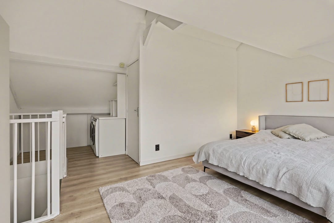 Photo 28 of Ferdinand Bolstraat 14-A