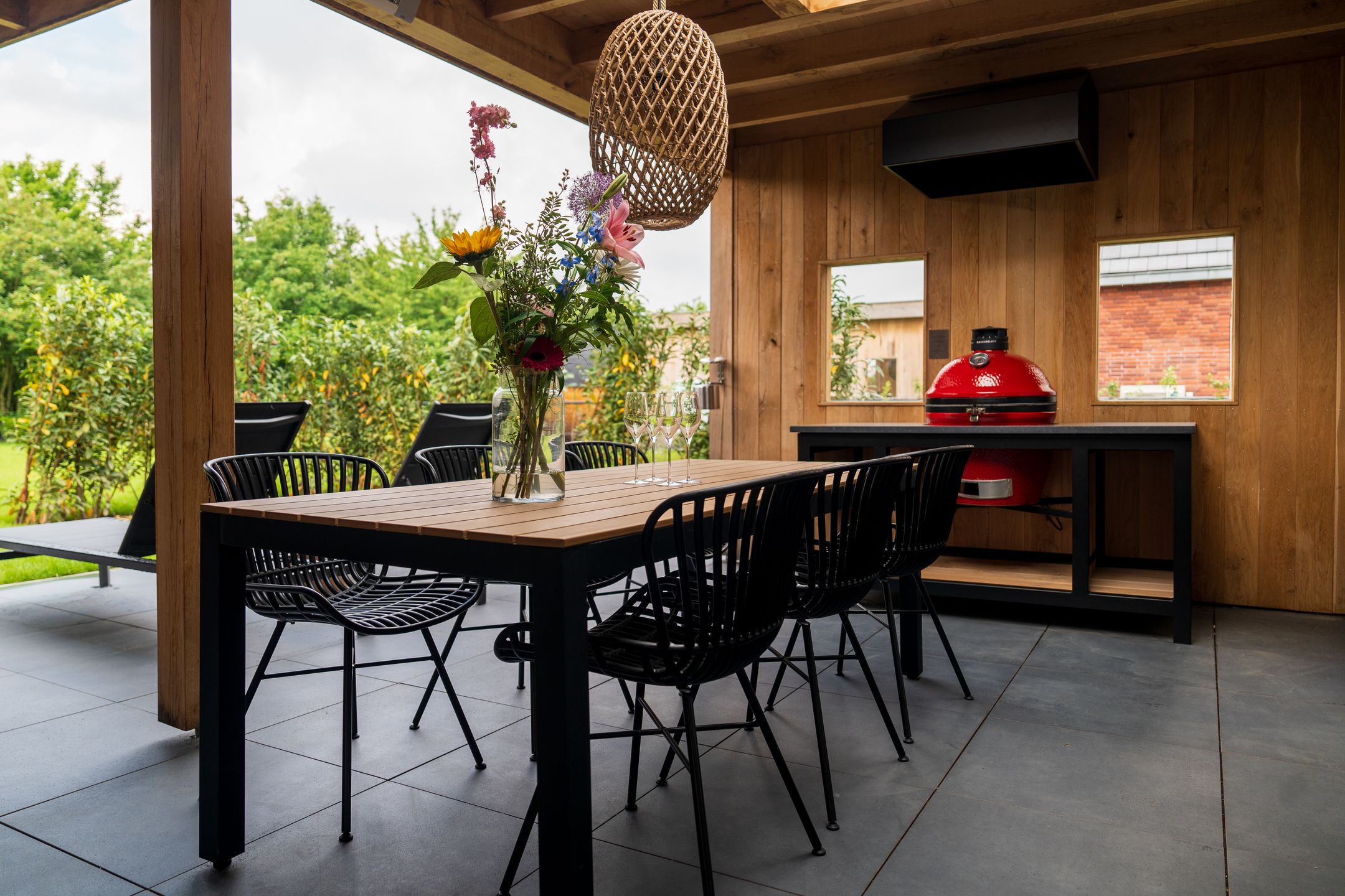 3-bedroom freehold villa in Thorn — photo 4 of 5