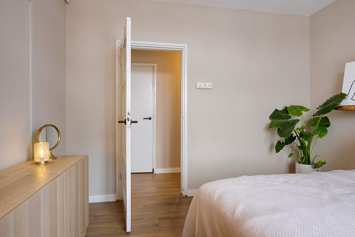 Foto 13 van Van Musschenbroekstraat 68-2