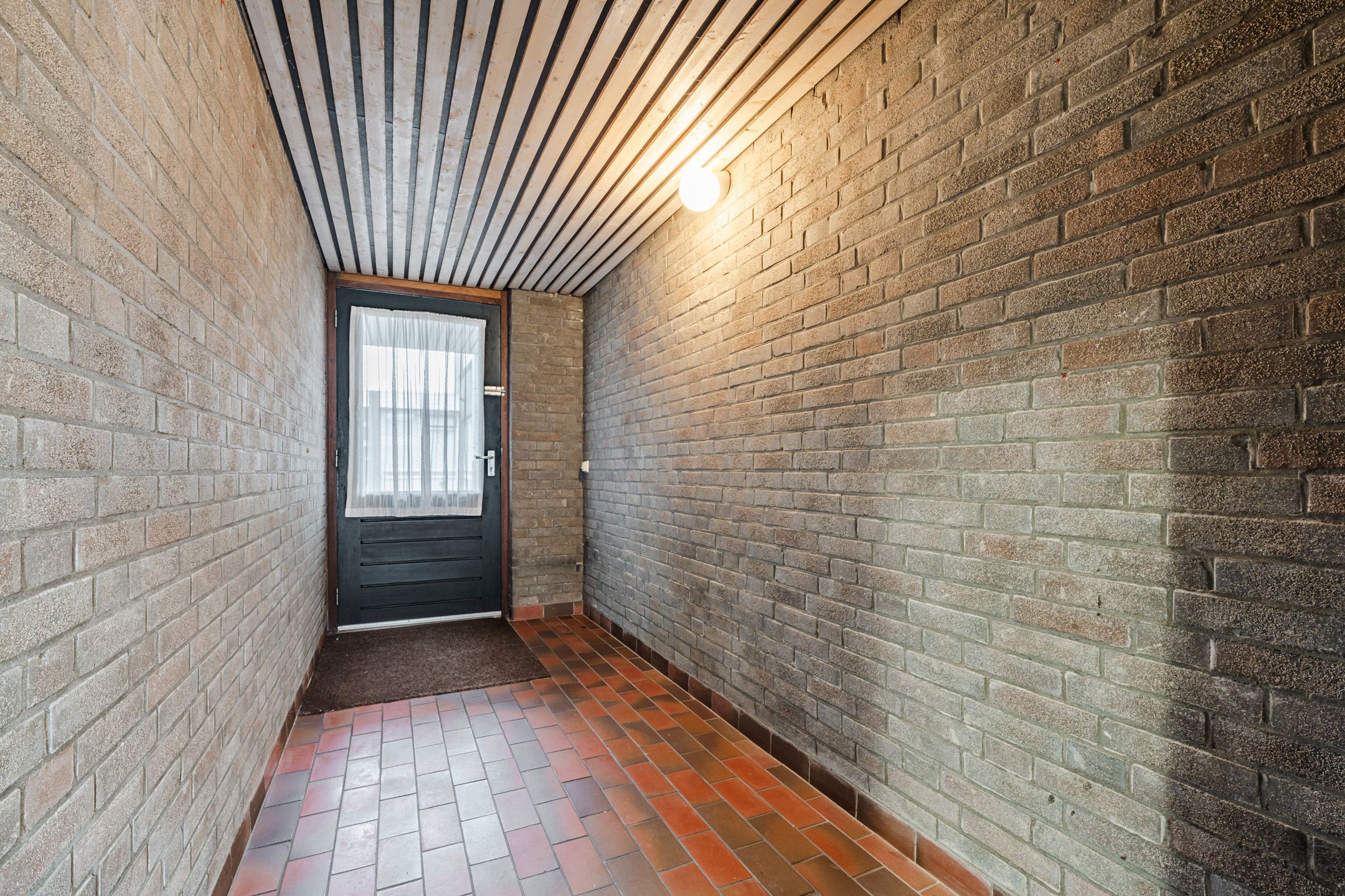 Foto 15 van Veendijkstraat 2