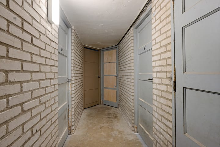 Foto 40 van Van Musschenbroekstraat 68-2