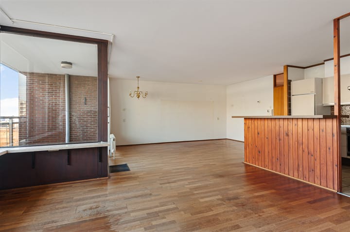 Foto 12 van Parallel Boulevard 246