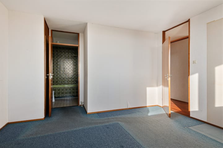 Foto 28 van Parallel Boulevard 246