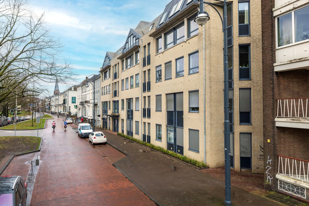 Photo 2 of Eusebiusbuitensingel 20-17