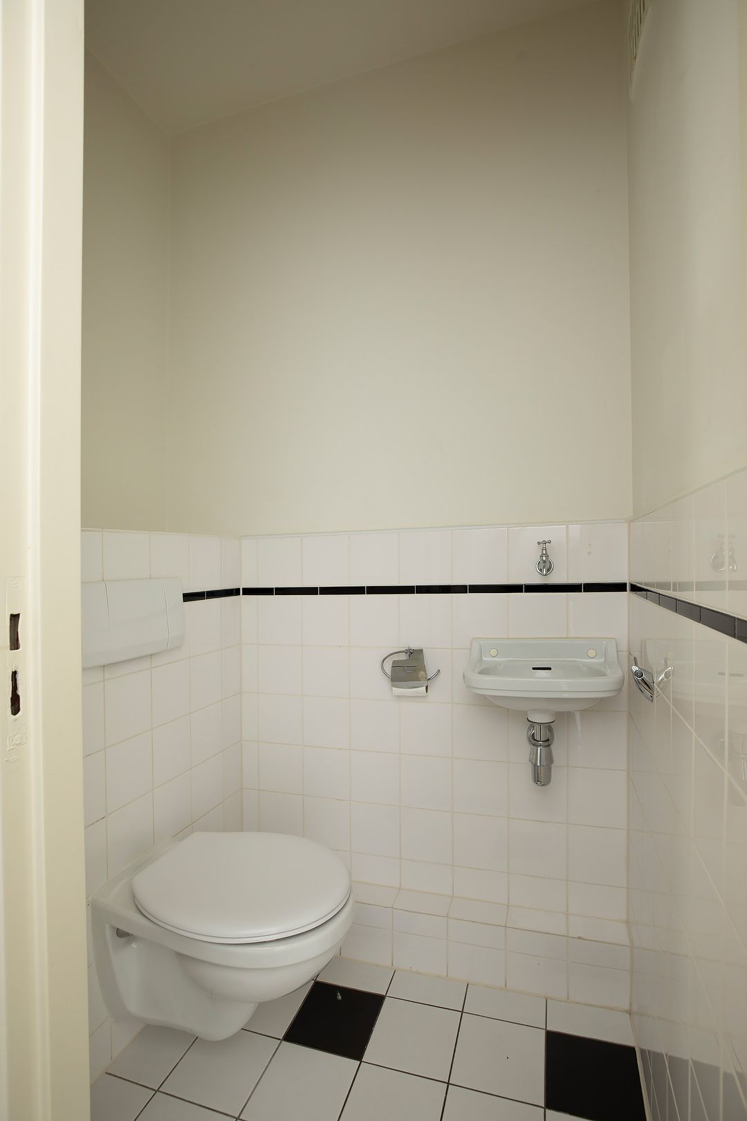 Photo 8 of Karel Doormanlaan 220