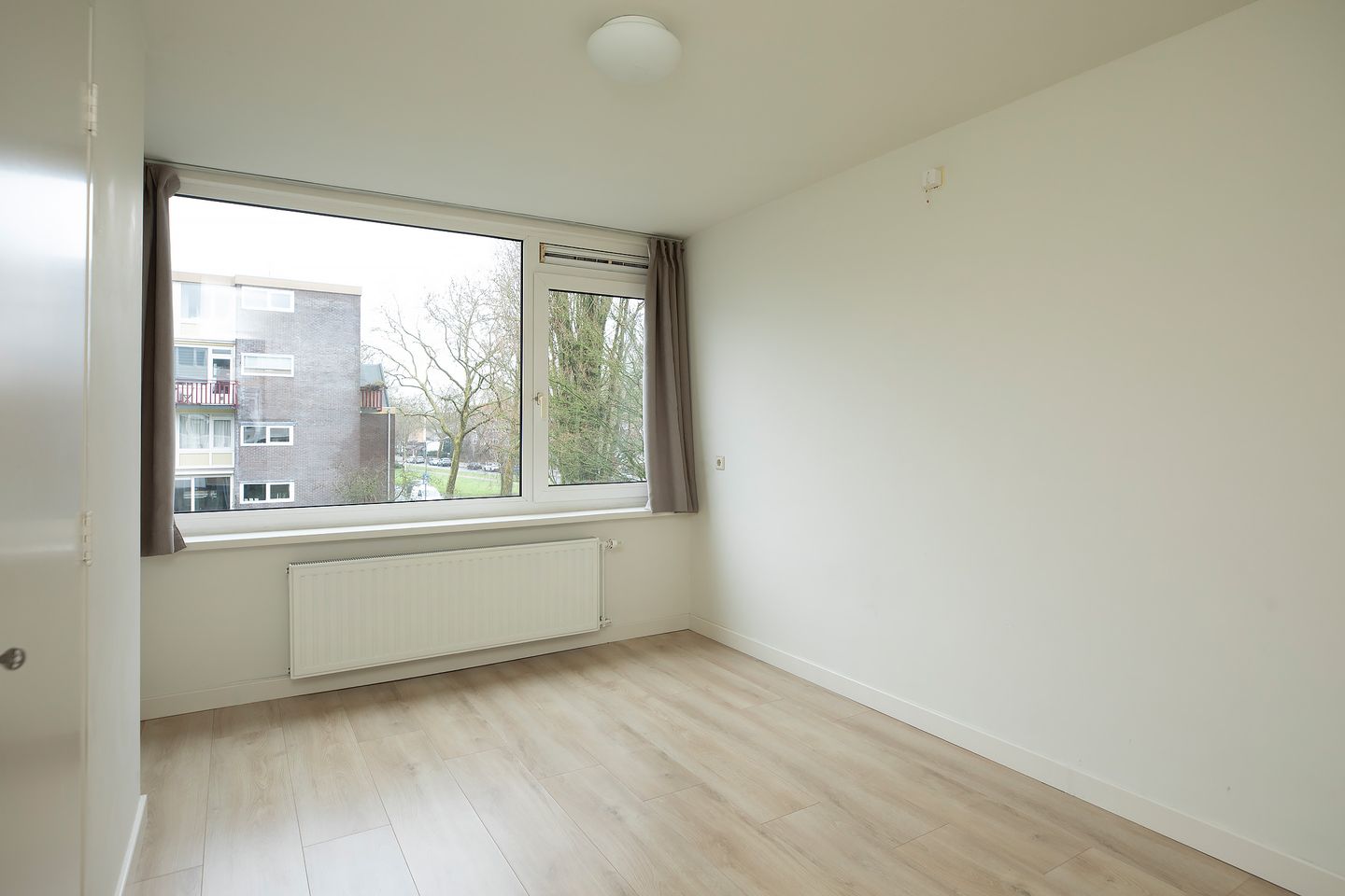 Photo 19 of Karel Doormanlaan 220