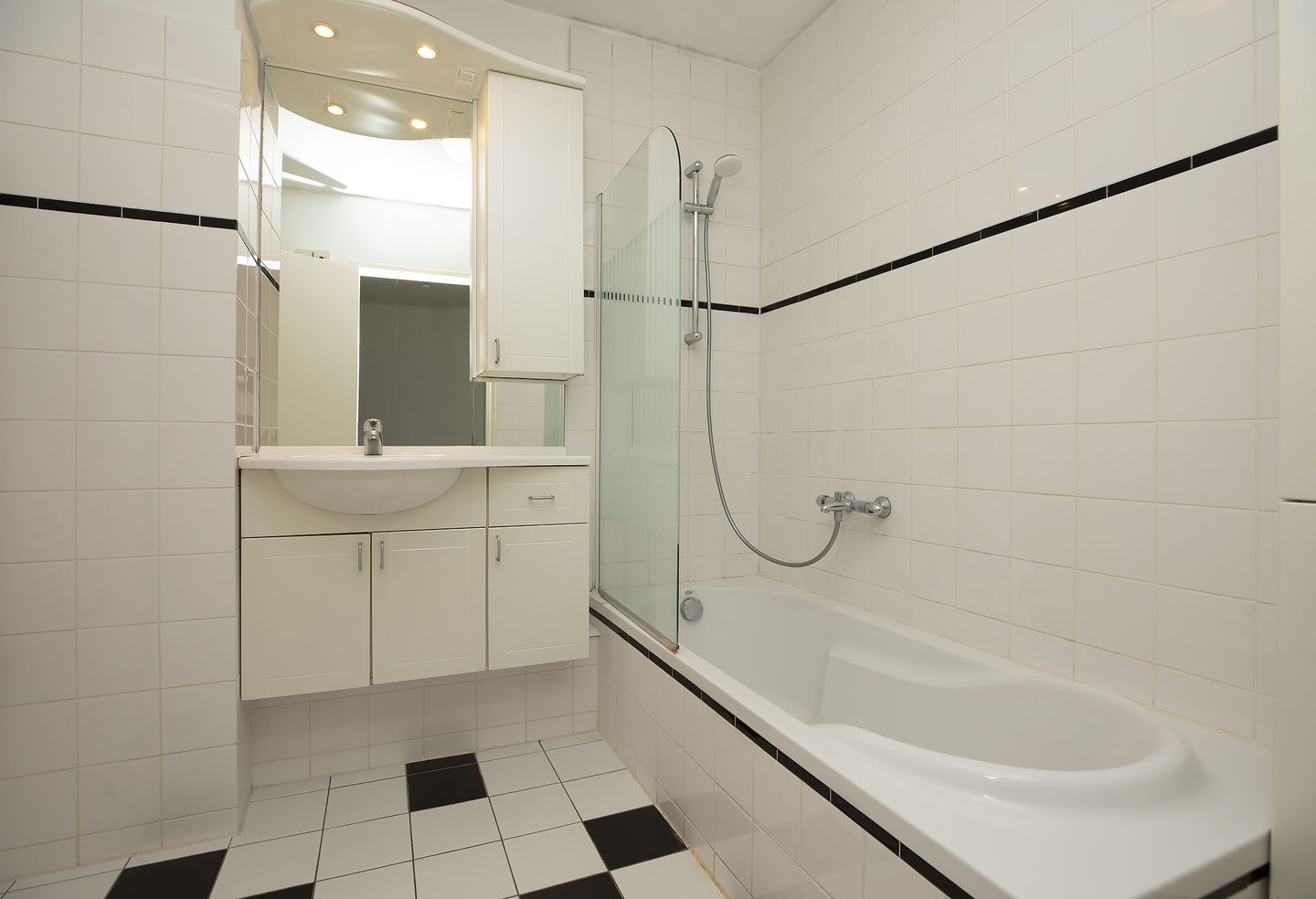 Photo 25 of Karel Doormanlaan 220