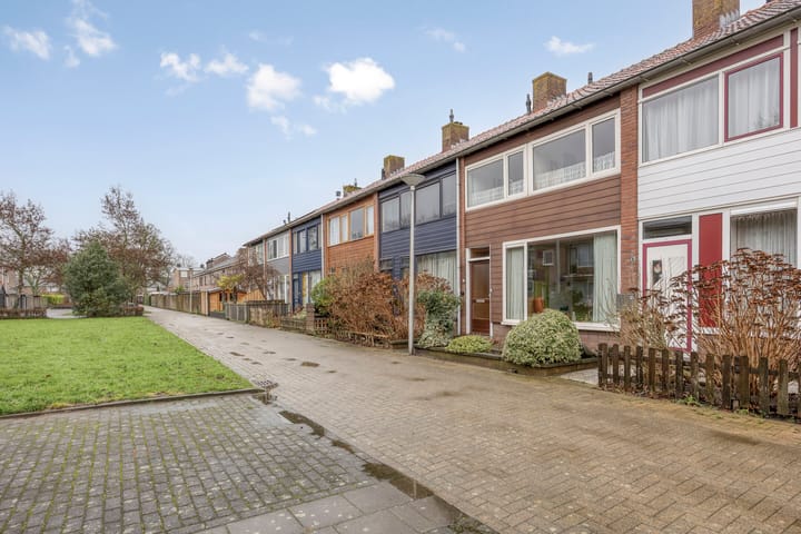 Foto 3 van van Alkemadelaan 11