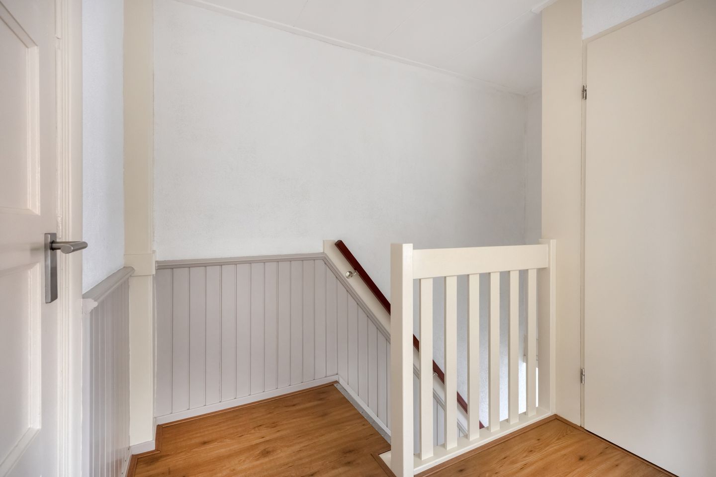 Photo 19 of Prins Bernhardstraat 6