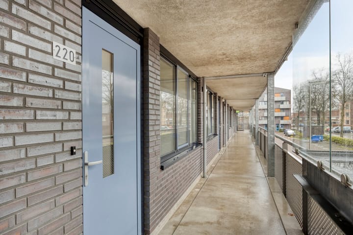Photo 5 of Leeghwaterstraat 220
