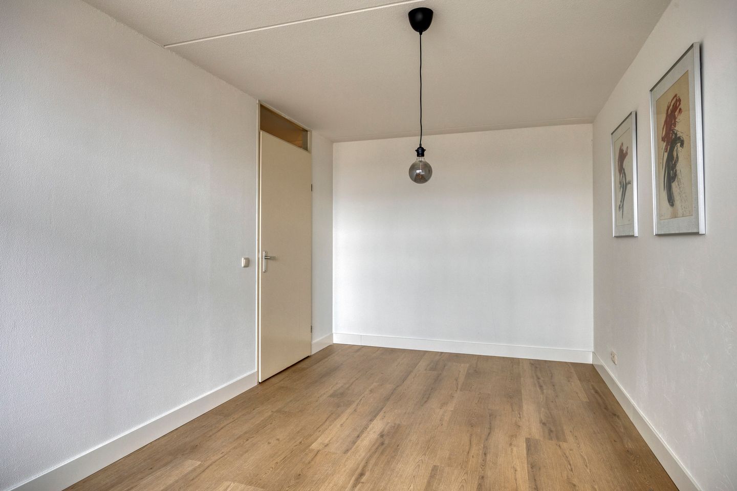 Photo 10 of Leeghwaterstraat 220