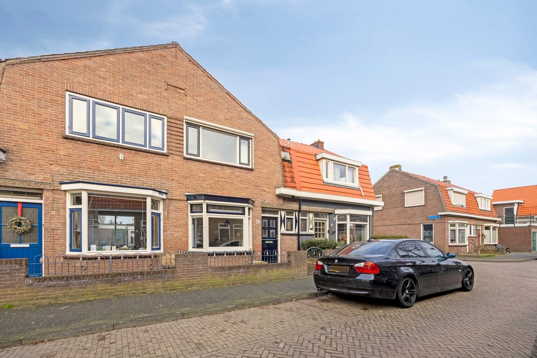 Photo 32 of Prins Bernhardstraat 6