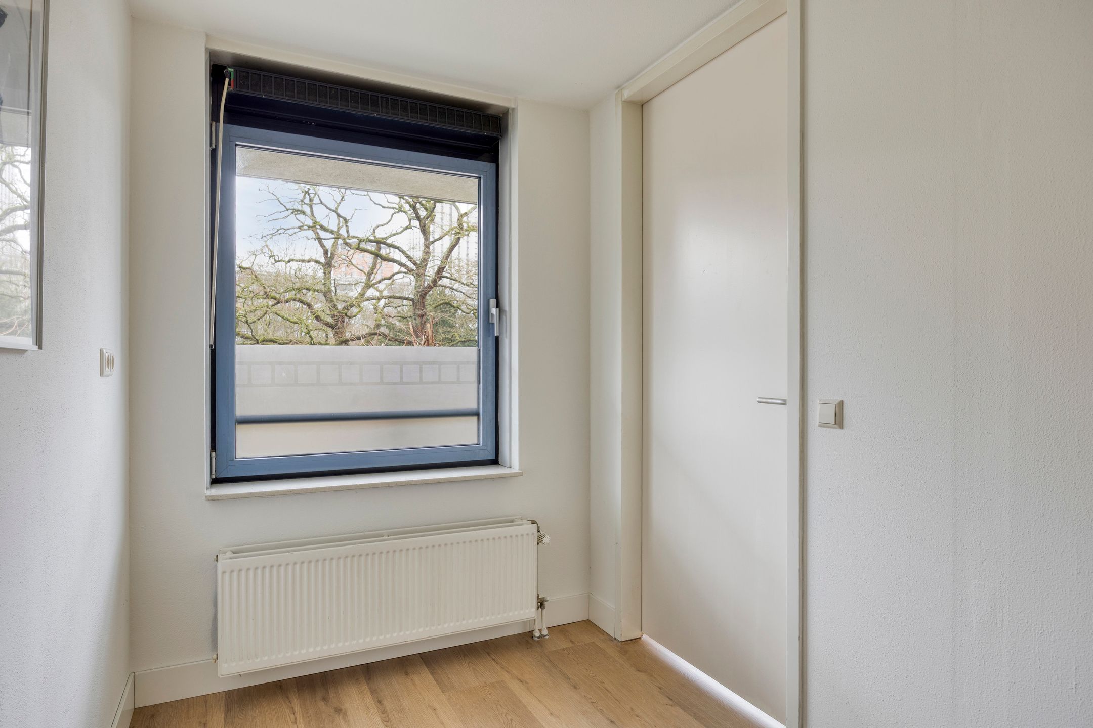 Photo 24 of Leeghwaterstraat 220