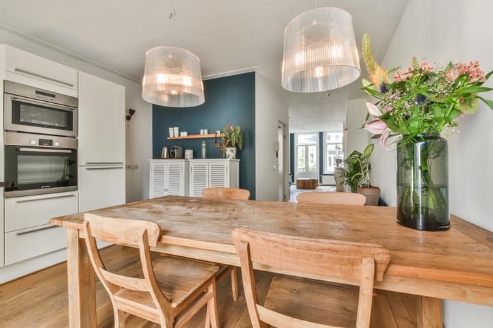 Photo 2 of Van Ostadestraat 52-3