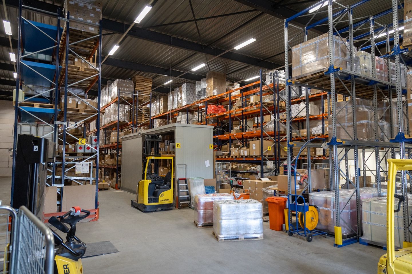 Bekijk foto 4 van Spectrumlaan 37