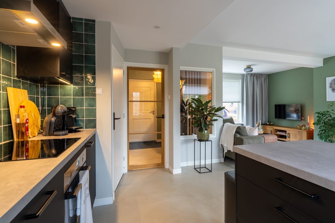 Photo 8 of Burgemeester Dekkersstraat 3