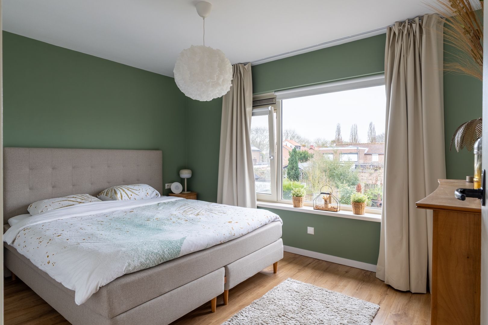 Photo 15 of Burgemeester Dekkersstraat 3