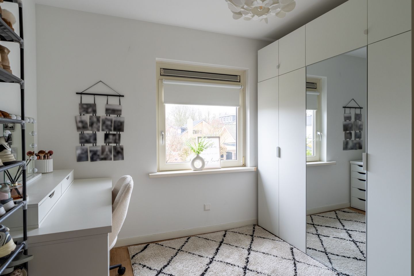 Photo 19 of Burgemeester Dekkersstraat 3