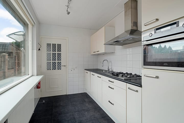 Foto 12 van Resedastraat 14