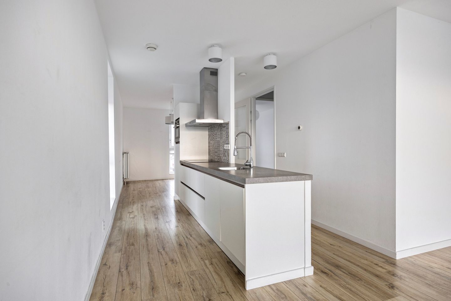 Photo 4 of Edisonstraat 165