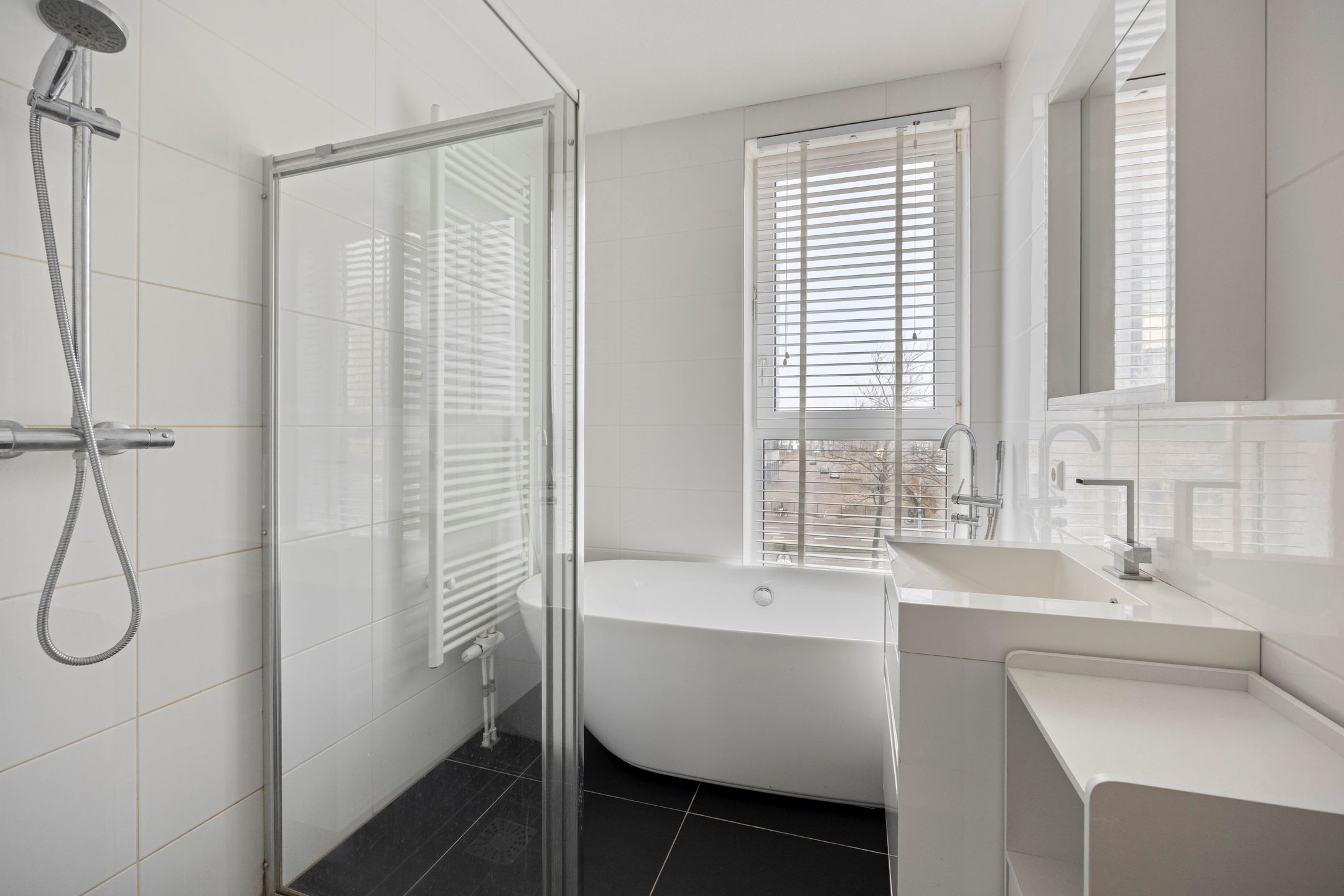 Photo 12 of Edisonstraat 165