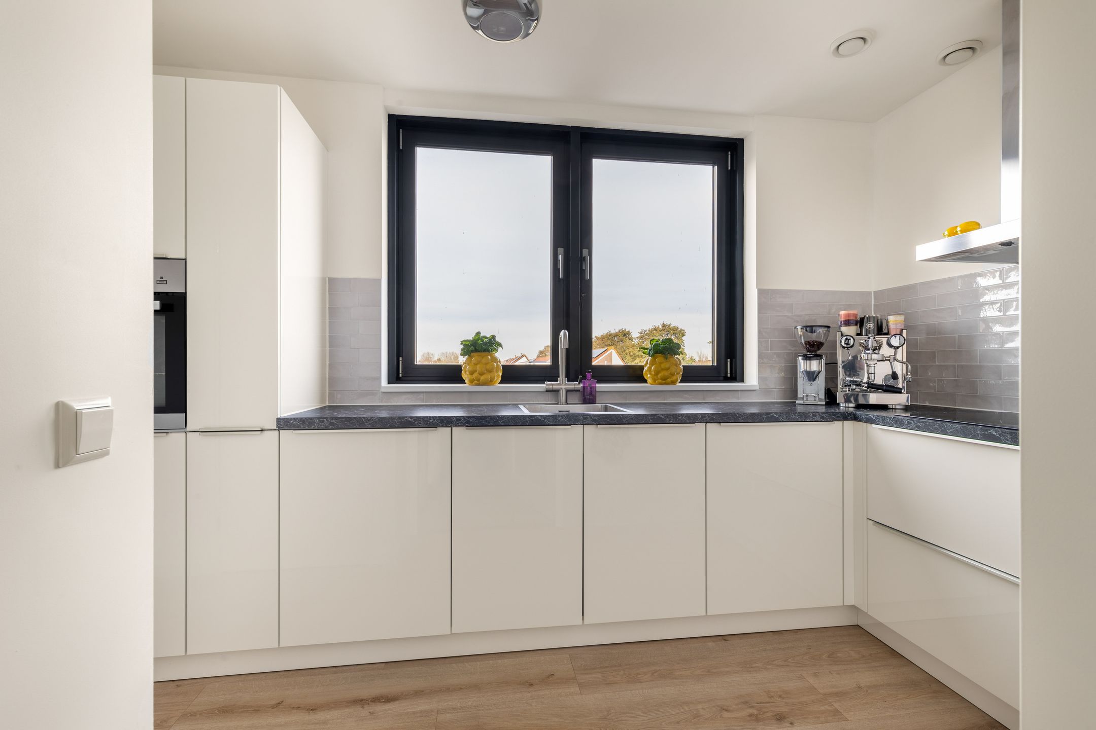 Foto 6 van Frieseweg 1-N