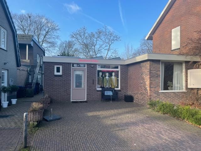 View photo 1 of Marktstraat 11-a