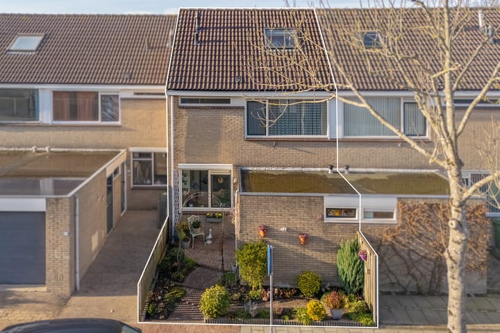 Photo 1 of Titus Brandsmakwartier 24