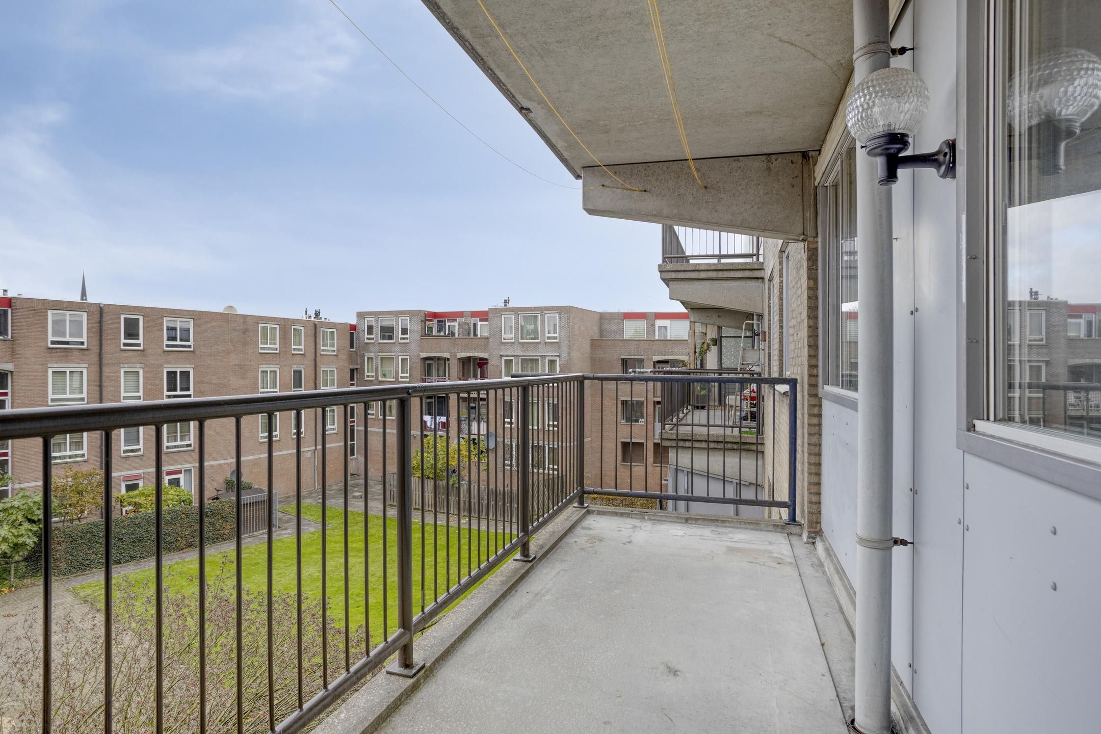 Foto 12 van Zwaanshals 151-C