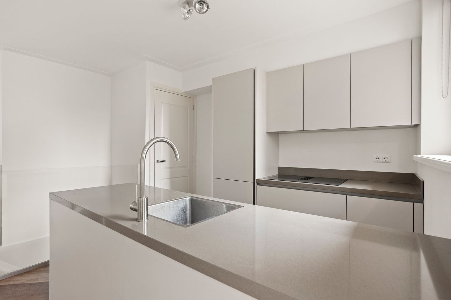 Foto 10 van Kromme-Mijdrechtstraat 18-H