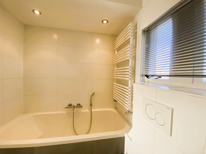 Foto 15 van Schweitzerlaan 11