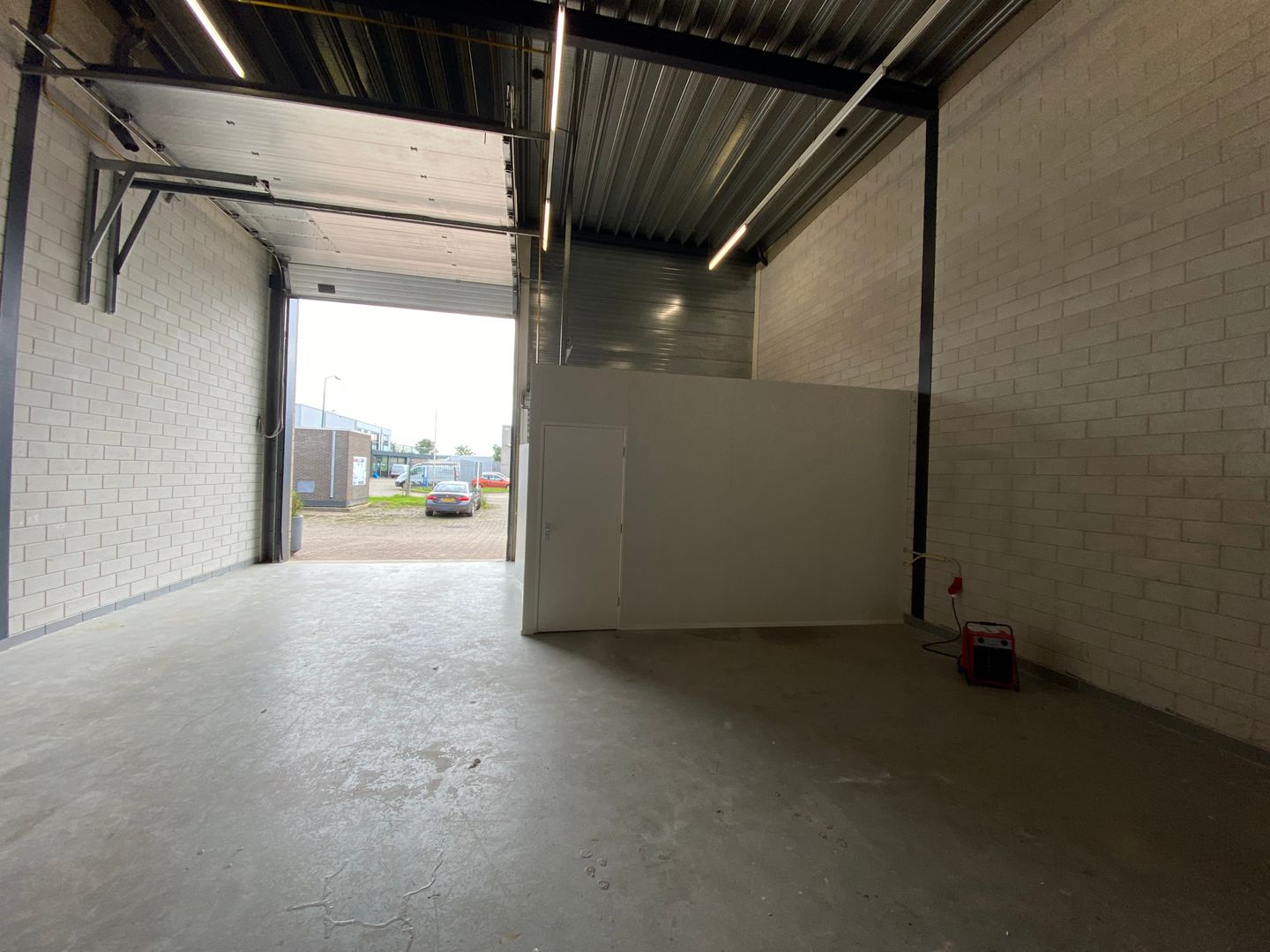 Bekijk foto 4 van Rendementsweg 13