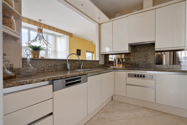 Foto 10 van Buitenweg 241