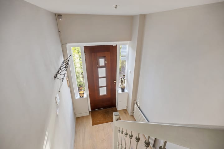 Photo 11 of Beatrixstraat 1