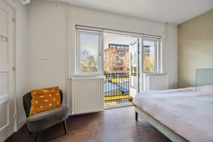 Photo 35 of Beatrixstraat 1