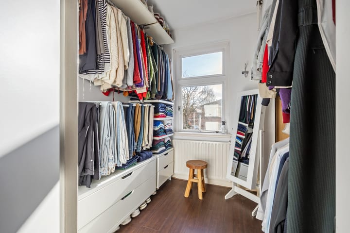 Photo 41 of Beatrixstraat 1