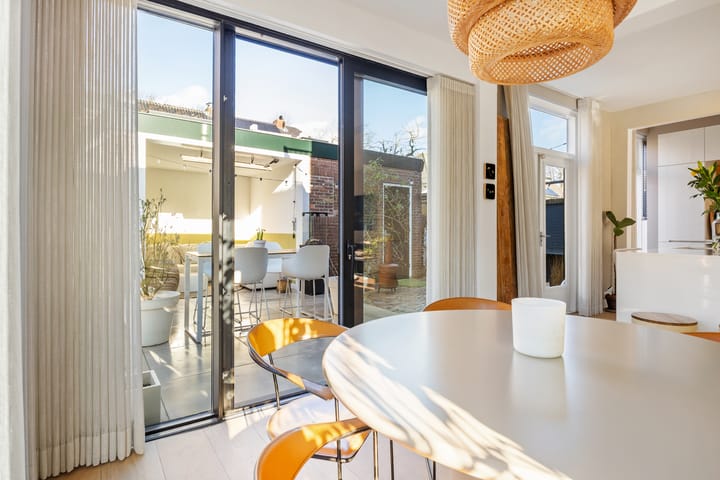 Photo 58 of Beatrixstraat 1