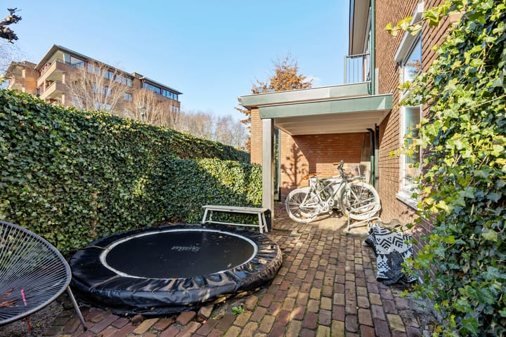 Photo 67 of Beatrixstraat 1