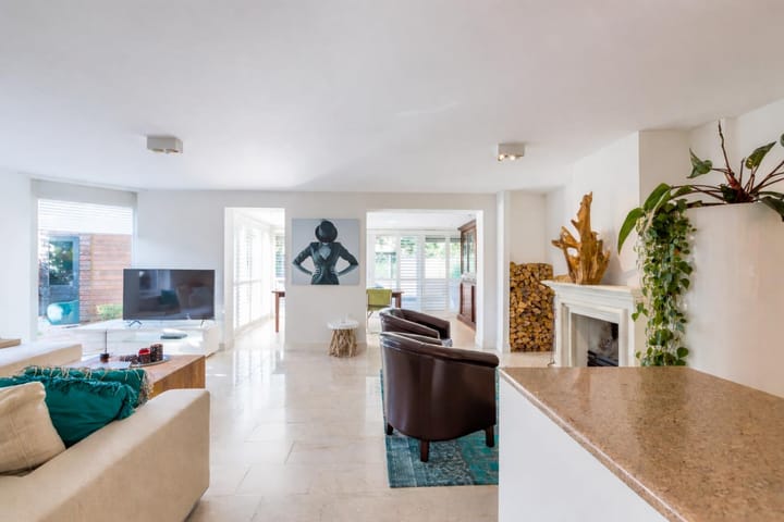 Foto 11 van Buñuellaan 42