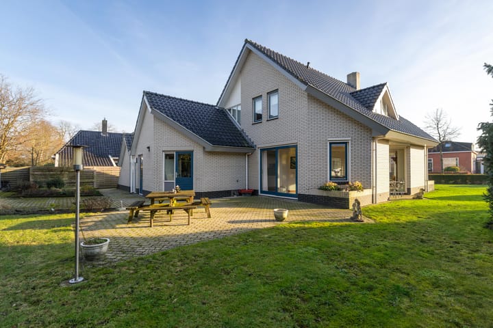 Foto 3 van Roderweg 4