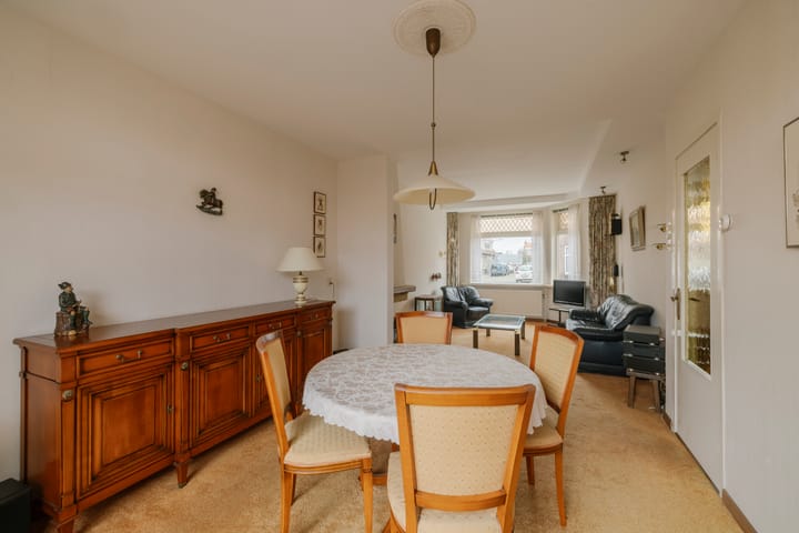 Foto 8 van Karel van Manderstraat 49