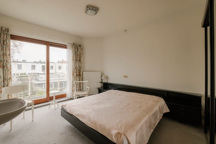 Foto 18 van Karel van Manderstraat 49