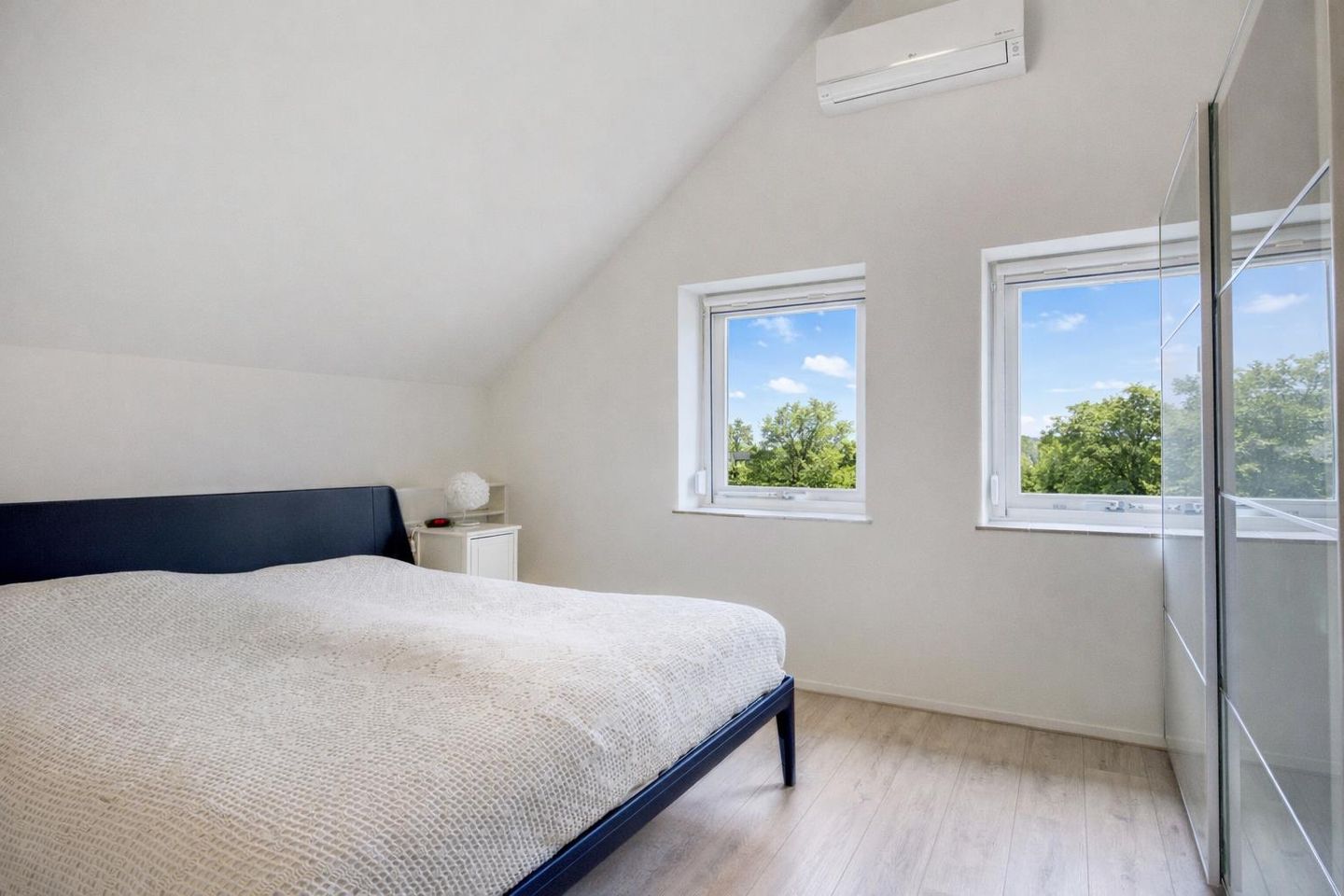 Photo 44 of Weijen 10