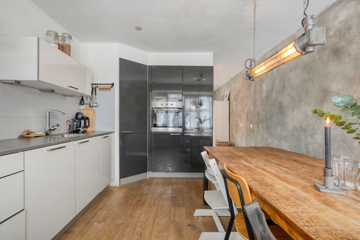 Photo 10 of Suurhoffstraat 27