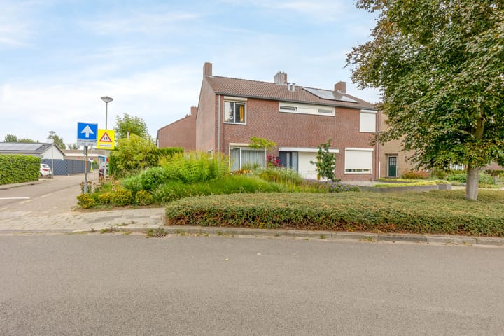 Foto 2 van Houtstraat 1