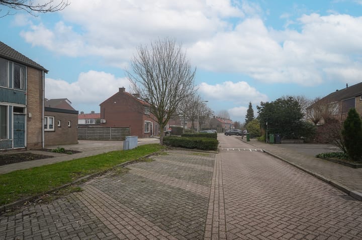 Foto 24 van van Arkelstraat 24