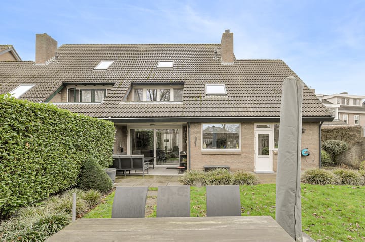 Foto 50 van Nobelaar 9