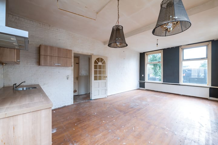 Vrijstaande woning te koop: Oostdijk 33, Hellevoetsluis