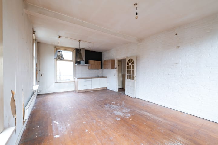Vrijstaande woning te koop: Oostdijk 33, Hellevoetsluis